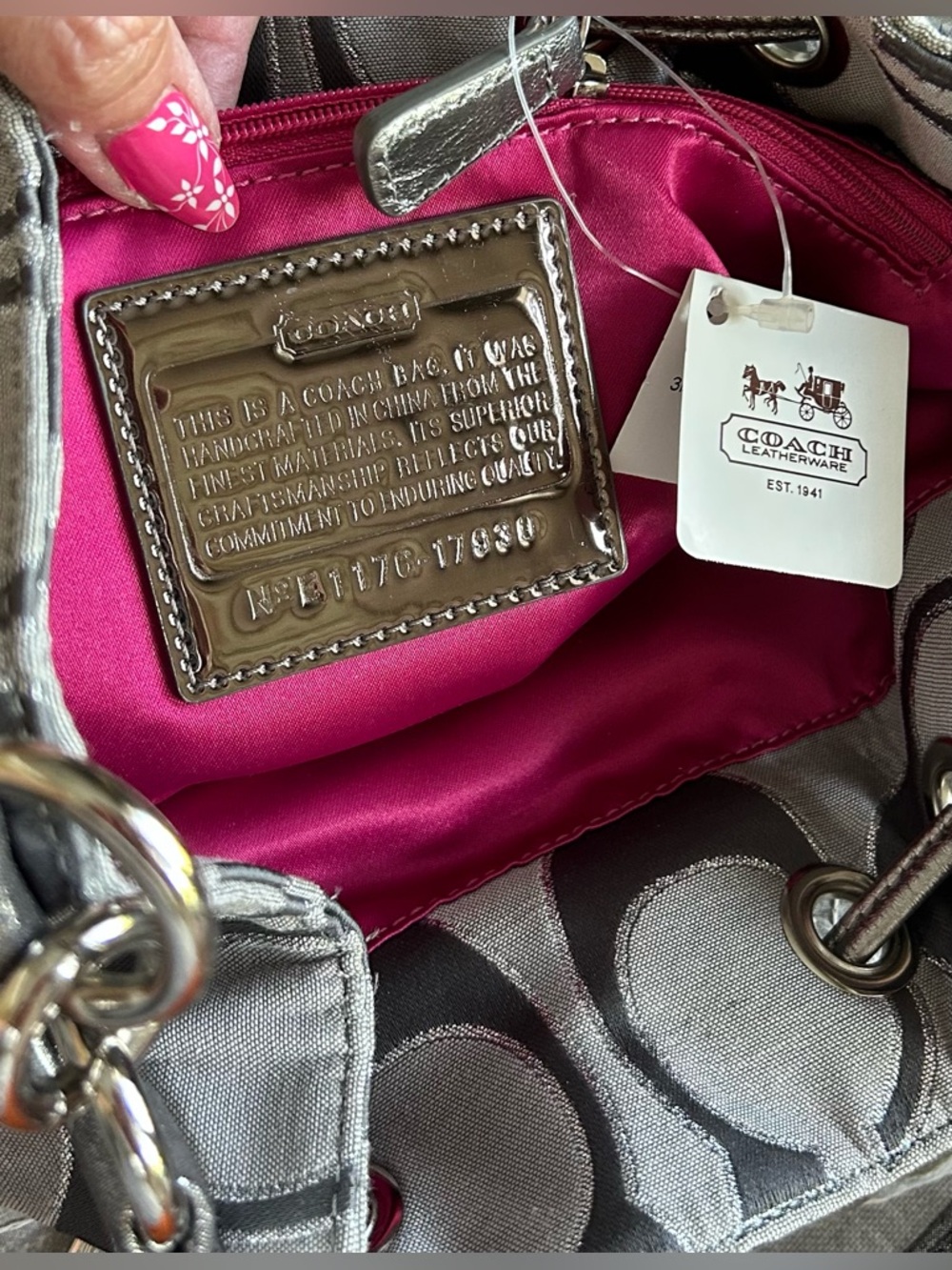 NWT Coach Poppy Signature Lurex Cinch Shoulder Bag Silver/Ash 17930 NEW - Picture 6 of 15